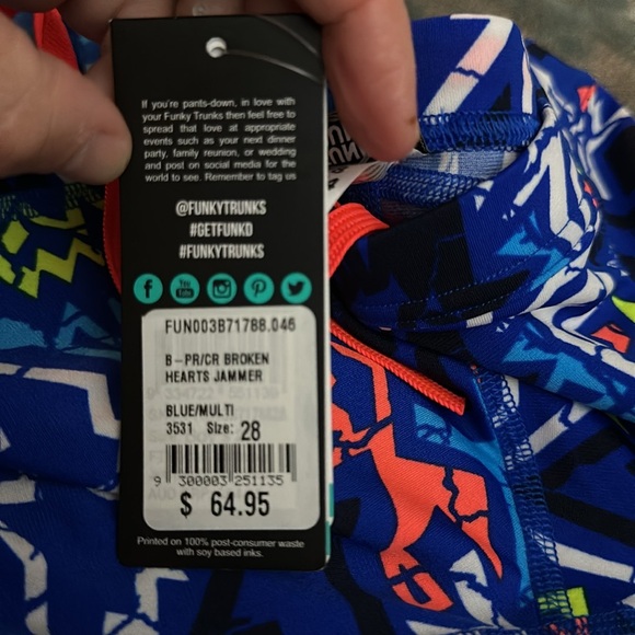 Funky trunks boys - Picture 2 of 2